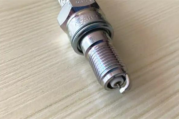 摩托车火花塞壳体怎么清洗？厂家建议这样洗！ 图2